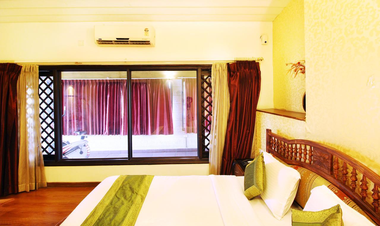 Treebo Trend Royal Inn مَسّور المظهر الخارجي الصورة